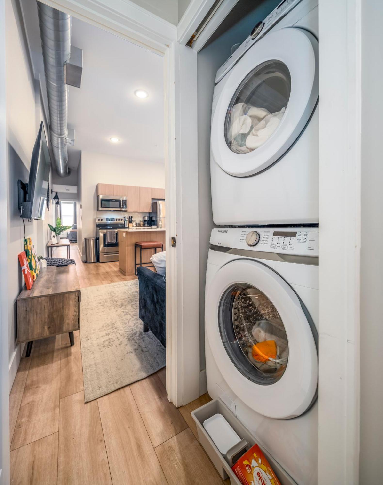 Prime Otr, 3 Lux Queen Beds, Two 55In Tvs, Steps To Tql, Findlay Market, Light Rail, Fast Wifi ซินซินแนติ ภายนอก รูปภาพ