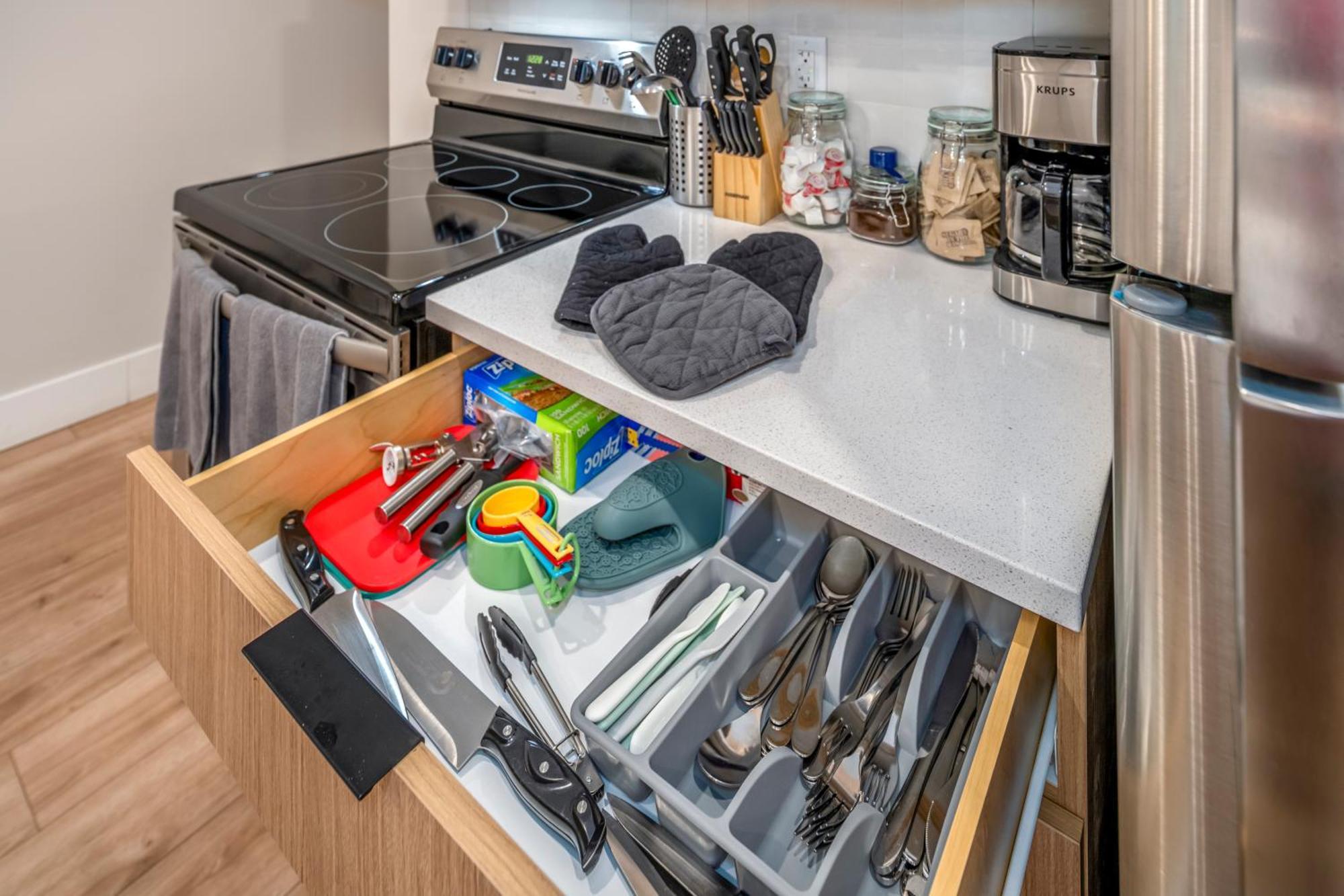 Prime Otr, 3 Lux Queen Beds, Two 55In Tvs, Steps To Tql, Findlay Market, Light Rail, Fast Wifi ซินซินแนติ ภายนอก รูปภาพ