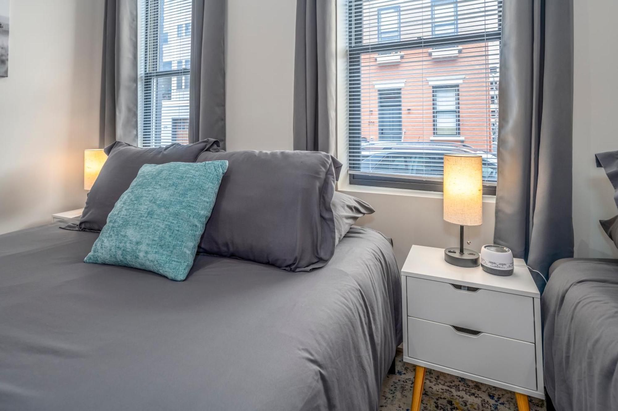 Prime Otr, 3 Lux Queen Beds, Two 55In Tvs, Steps To Tql, Findlay Market, Light Rail, Fast Wifi ซินซินแนติ ภายนอก รูปภาพ